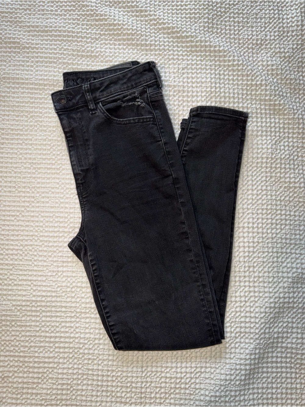 American Eagle Black High-Rise Skinny Jeans